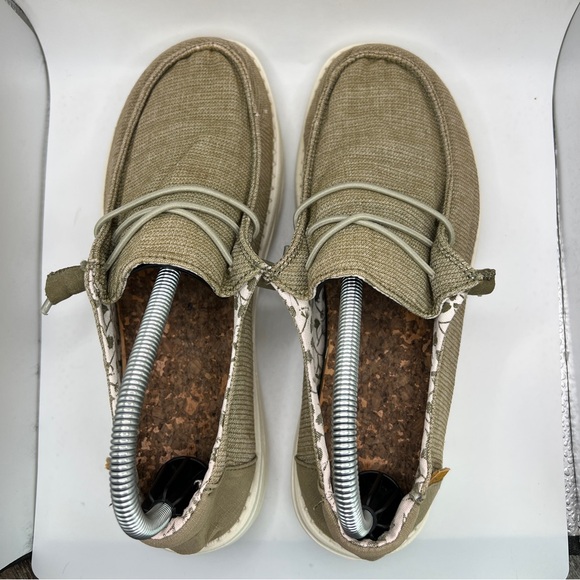 Women’s Hey Dude’s Size 9 - Picture 6 of 10